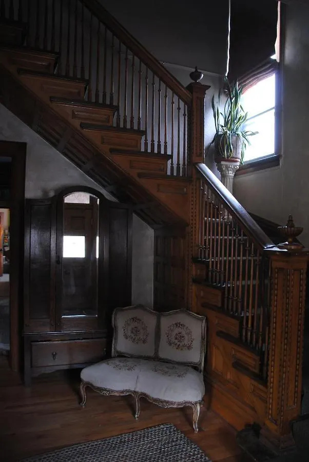 Off Broadway B & B Denver USA