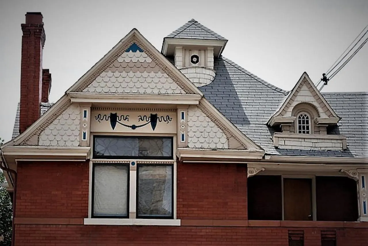 Off Broadway B & B Denver